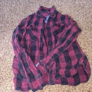 maroon/black checkered flannel shirt
